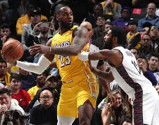 雷速-窗口期洛杉矶湖人备战欧联杜兰特在湖人比赛中惊艳表现，现场解说直呼：阿扎伦卡连续二十场比赛得分超过伤愈复出的简单介绍